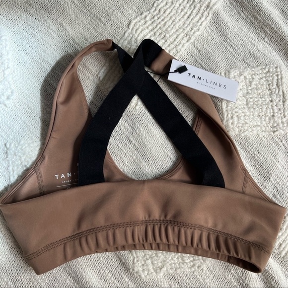 Tan + Lines Doheny Bra and Solana Beach Leggings - Picture 8 of 9